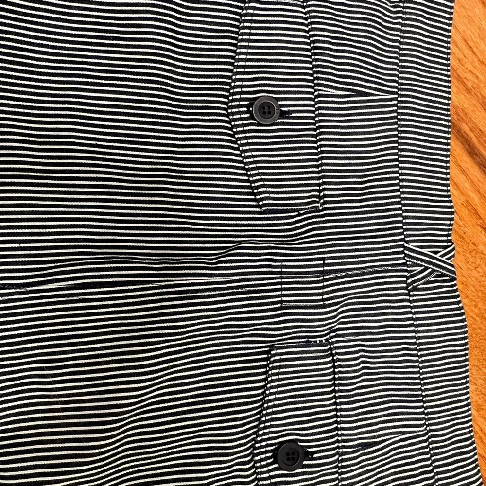 NWT 713 Sunday striped blue/white skirt. Large